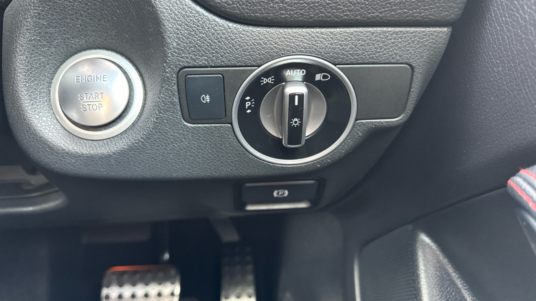 Mercedes-Benz GLA 220d 4Matic AMG Line 5dr Auto [Prem Plus] Diesel Hatchback